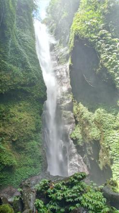AIR TERJUN CANDIKUNING DESA SILANGJANA